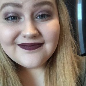 Meet your Posher, Marissa